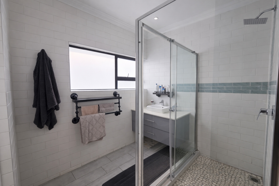 4 Bedroom Property for Sale in The Islands Estates North West